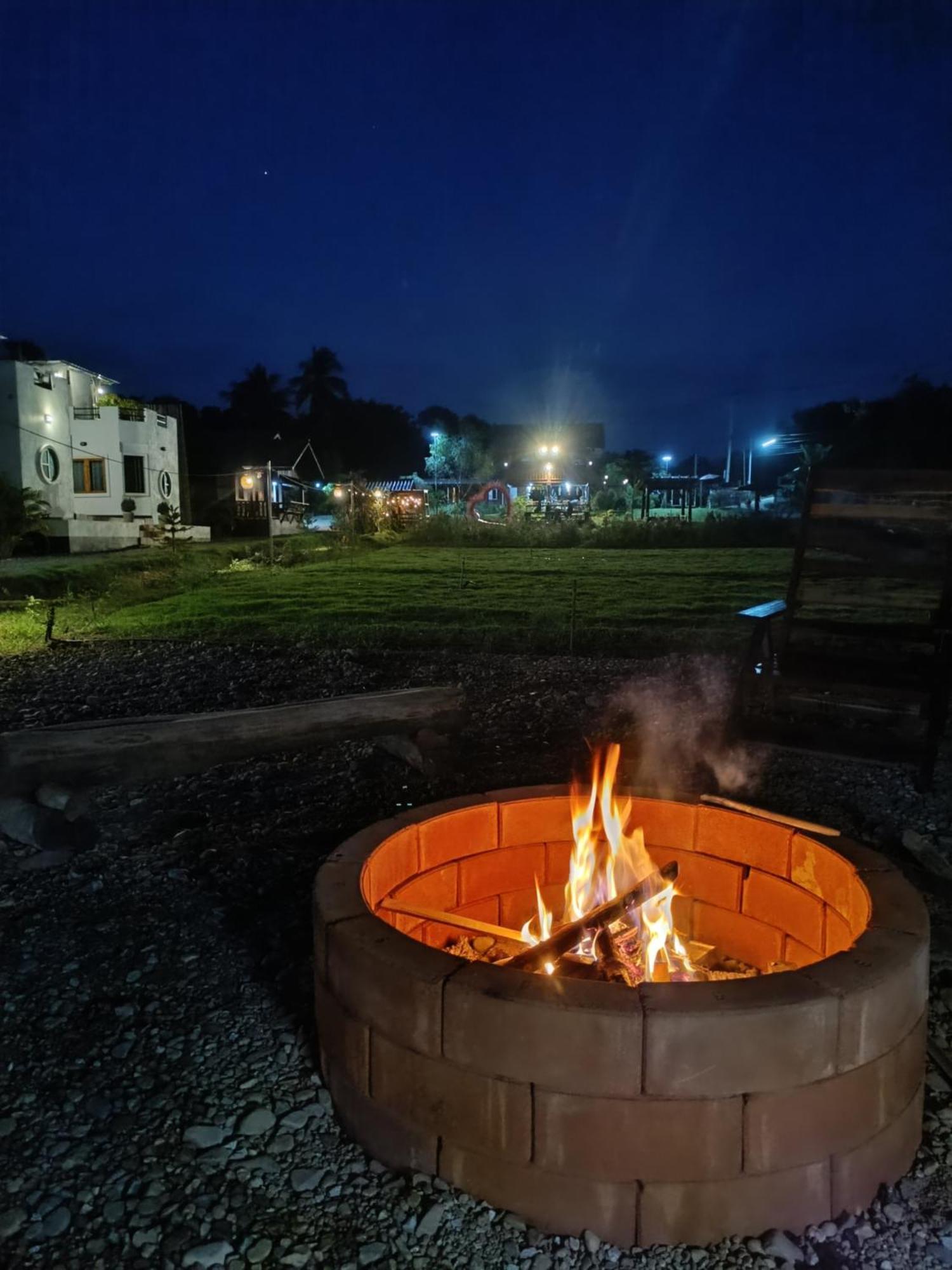 ม่วนใจ๋ปันสุข โฮมสเตย์แอนคาเฟ่ Muanjai Punsuk Homestay And Cafe Chom Thong Eksteriør billede